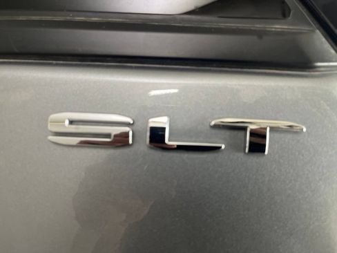 Used 2023 GMC Terrain SLT AWD/4WD image 45