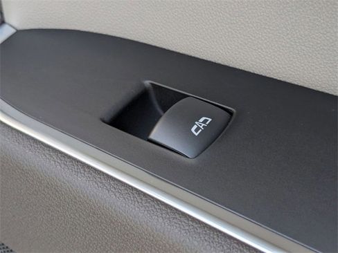 New 2026 GMC Sierra 2500 SLT w/ SLT Premium Package image 36