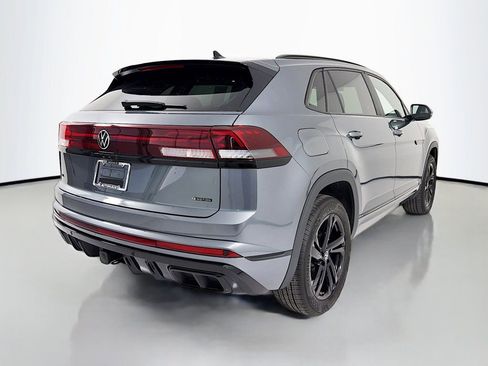 Used 2025 Volkswagen Atlas Cross Sport SEL R-Line image 7