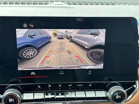 New 2026 GMC Canyon AT4 image 9