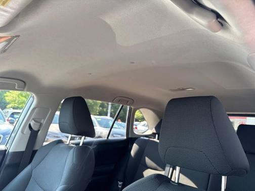 Used 2021 Toyota RAV4 LE w/ Carpet Mat Package (TMS) AWD/4WD image 16