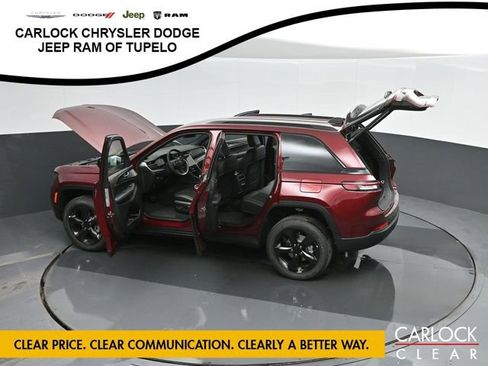 New 2025 Jeep Grand Cherokee Altitude image 83