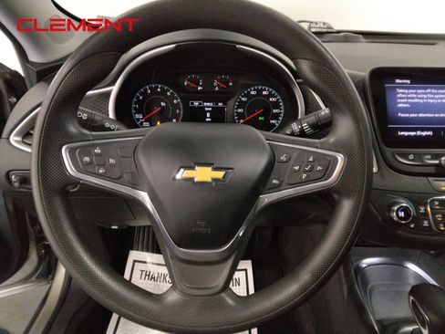 Used 2022 Chevrolet Malibu LT FWD image 11
