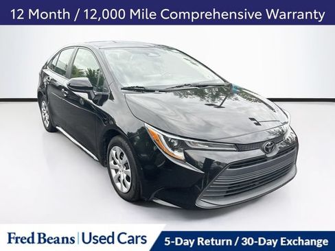 Used 2024 Toyota Corolla LE FWD image 1