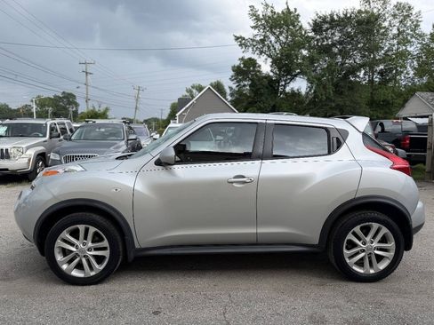 Used 2014 Nissan Juke S FWD image 5