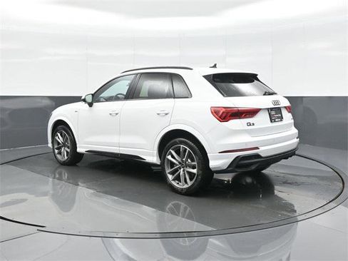 New 2025 Audi Q3 2.0T Premium image 5