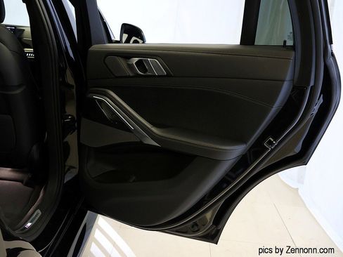 Certified 2025 BMW X6 xDrive40i w/ Climate Comfort Package image 33