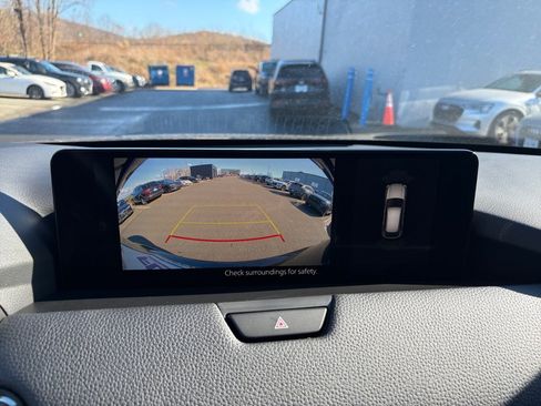 New 2025 MAZDA CX-70 Plug-In Hybrid w/ Premium Pkg image 17