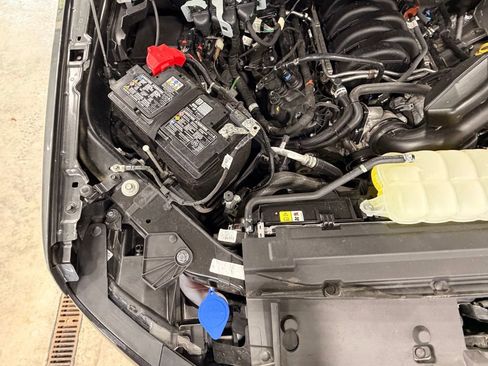 Used 2025 Ford F150 XLT AWD/4WD image 45