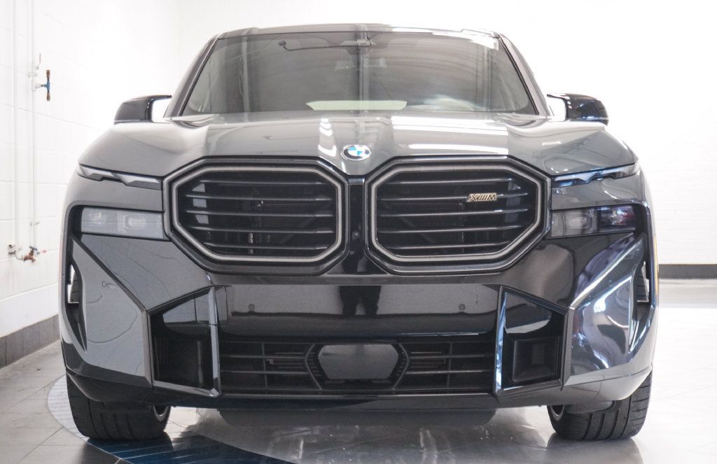 Used 2023 BMW XM AWD/4WD image 37