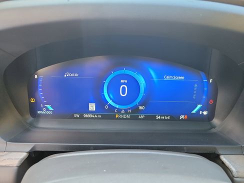 Used 2020 Ford Explorer Platinum w/ Premium Technology Package image 25