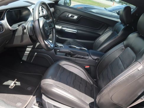 Used 2020 Ford Mustang GT Premium w/ Equipment Group 401A RWD image 14