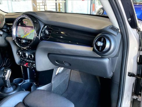 Used 2024 MINI Cooper S image 18