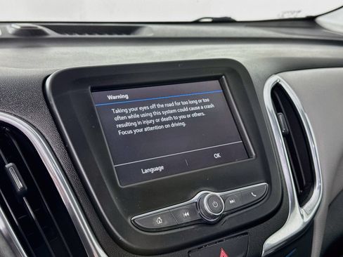 Used 2019 Chevrolet Equinox LS AWD/4WD image 12