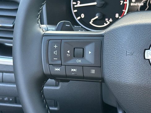 New 2026 Nissan Rogue SV FWD image 25