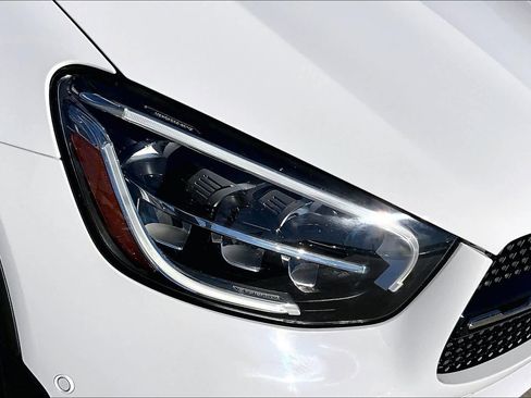 Used 2021 Mercedes-Benz GLC 300 4MATIC Coupe image 27