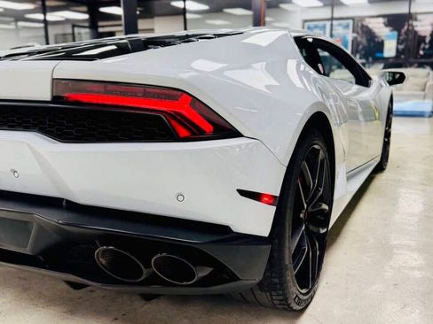 Used 2015 Lamborghini Huracan LP 610-4 image 10