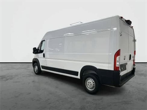 Used 2025 RAM ProMaster 2500 w/ Convenience Group image 9