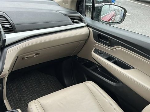 Used 2023 Honda Odyssey EX-L image 20