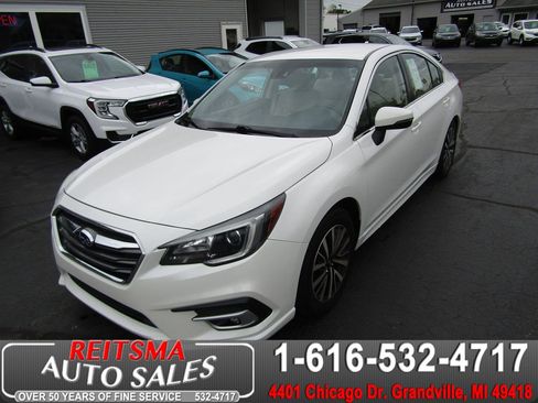 Used 2019 Subaru Legacy 2.5i Premium image 1