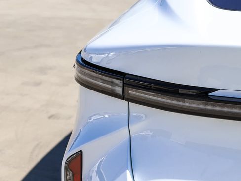 New 2026 Lexus ES 350h w/ Convenience Package FWD image 13