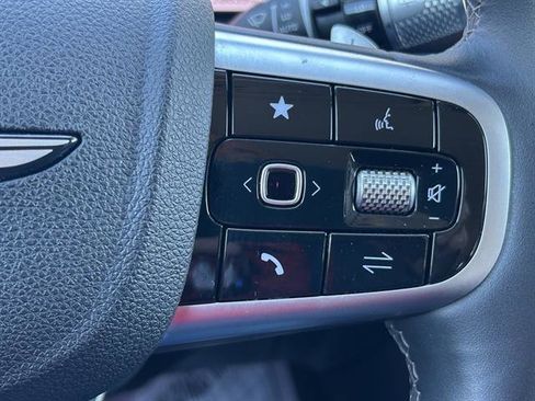 Used 2025 Genesis GV80 2.5T Standard image 12