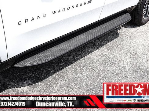 New 2026 Jeep Grand Wagoneer 2WD w/ Premium Group I image 45