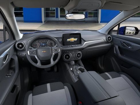 New 2026 Chevrolet Blazer LT w/ Convenience Package FWD image 15
