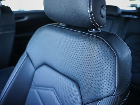 New 2026 Volkswagen Atlas Cross Sport SE image 37