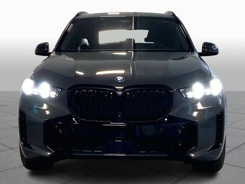 New 2026 BMW X5 xDrive50e w/ Executive Package image 3