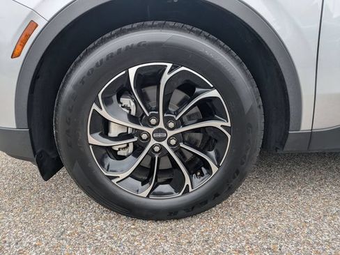 Certified 2025 Lincoln Nautilus Premier w/ Equipment Group 102A AWD/4WD image 12