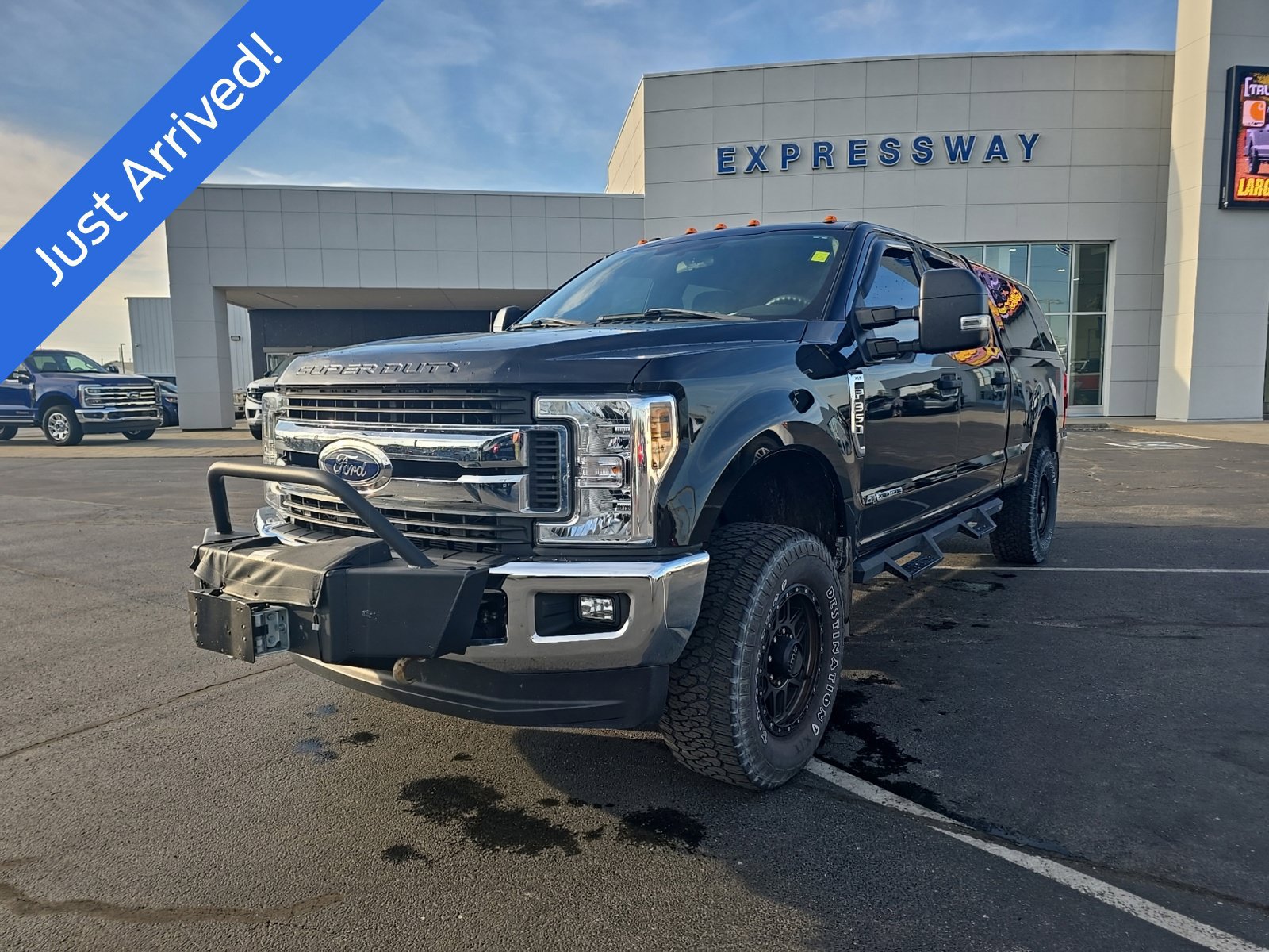 Used 2018 Ford F350 XLT w/ XLT Value Package AWD/4WD image 1