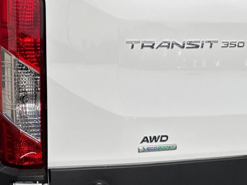 New 2026 Ford E-Transit 148 High Roof Extended image 25