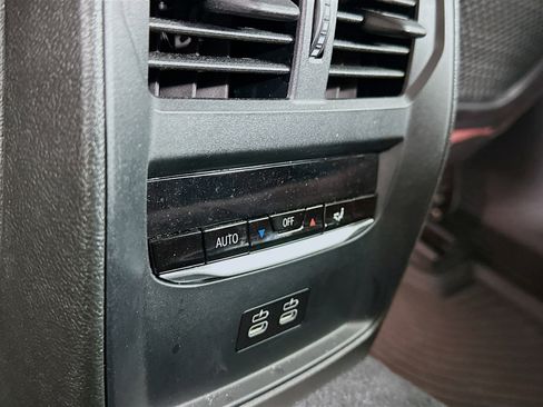 Used 2023 BMW 330e xDrive w/ Driving Assistance Package image 28