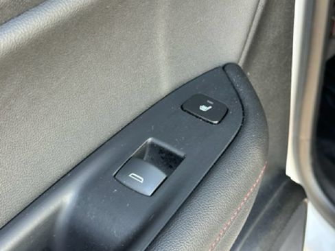 Used 2021 Chevrolet Blazer RS w/ Enhanced Convenience Package FWD image 34
