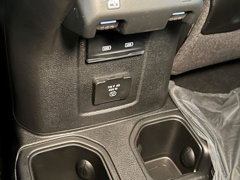 New 2026 Jeep Gladiator Mojave w/ Safety Group image 17