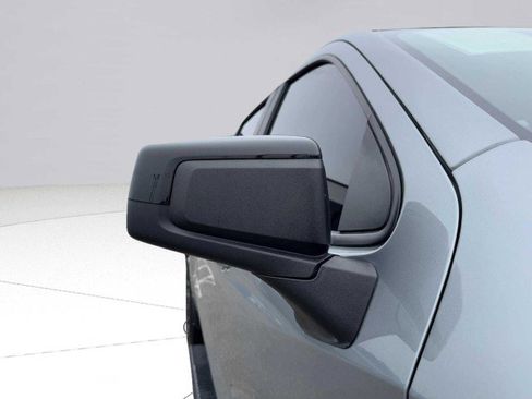 Used 2023 Chevrolet Silverado 1500 RST image 9