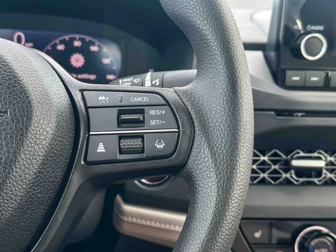 New 2025 Honda Accord SE image 18