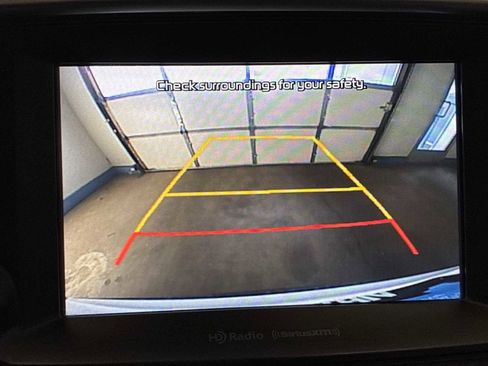 Used 2018 Kia Sorento LX image 22