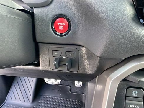 New 2026 Toyota Tundra Limited AWD/4WD image 19
