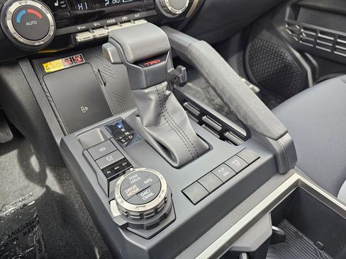 New 2026 Toyota Tacoma TRD Off-Road AWD/4WD image 33