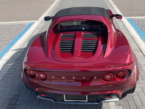 Used 2005 Lotus Elise image 4