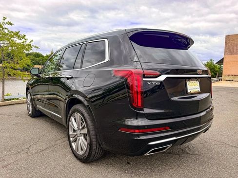 Used 2021 Cadillac XT6 Premium Luxury AWD/4WD image 6