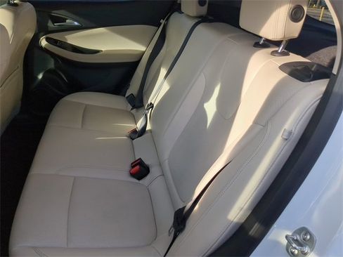 Used 2024 Buick Encore GX Sport Touring image 18