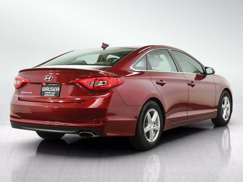Used 2016 Hyundai Sonata SE FWD image 5