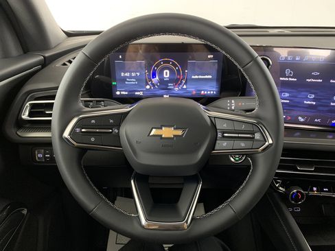 New 2026 Chevrolet Traverse LT image 19