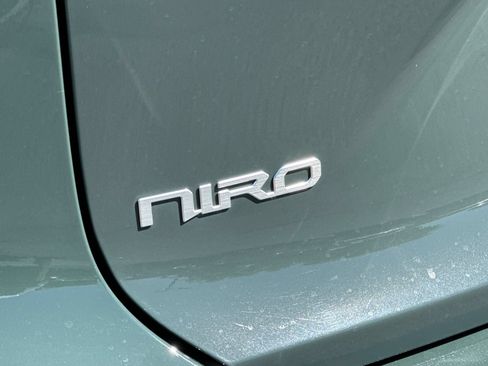 Used 2024 Kia Niro Wind FWD image 27