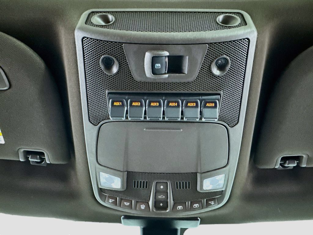 Used 2019 Ford F250 King Ranch w/ King Ranch Ultimate Package AWD/4WD image 22