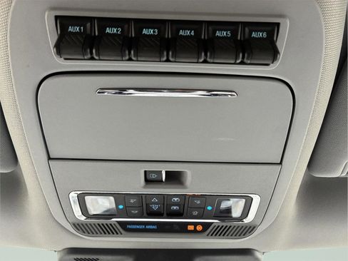 Used 2023 Ford F250 Lariat w/ Lariat Ultimate Package AWD/4WD image 34
