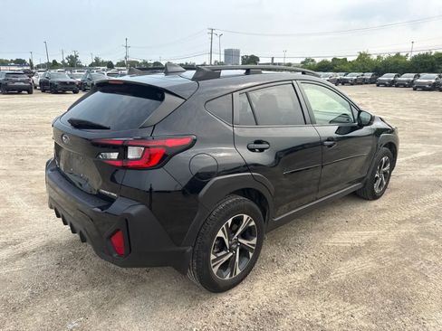 Used 2024 Subaru Crosstrek 2.0i Premium AWD/4WD image 3
